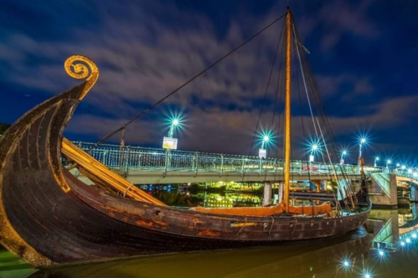 Entre drakkars et Cité Immersive Viking Rouen renoue avec l identité