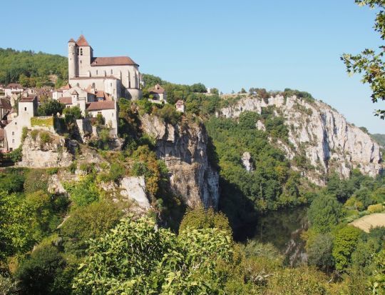 Saint-Cirq-Lapopie est sans conteste la perle du Lot !