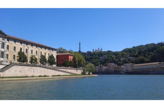 La visite de Lyon par la rivière est une option intéressante (Photo : Philippe Costeur)
