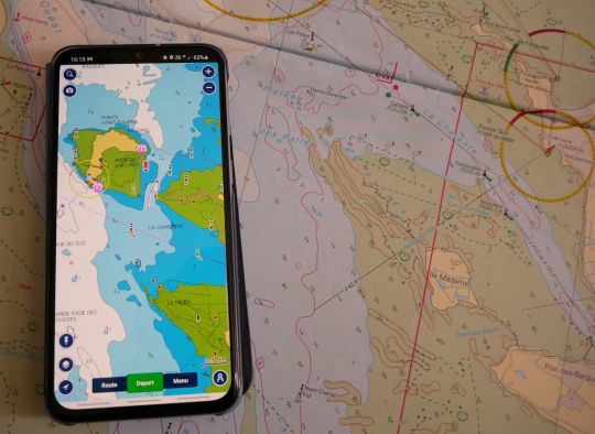 Navionics est l'une des solutions de cartographie et de navigation mobile