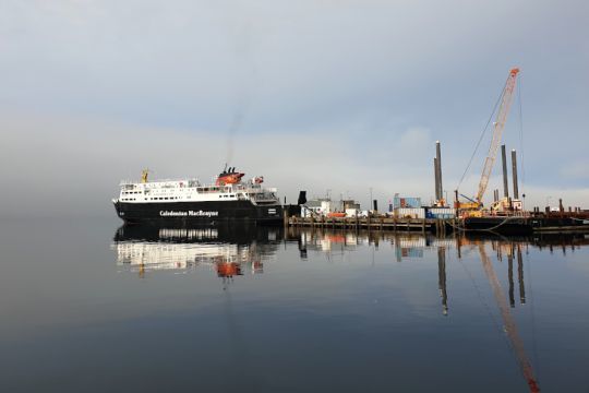 Le service de ferry pour les Hébrides extérieures à Uig
