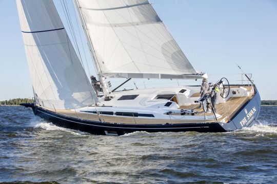 Le Swan 48