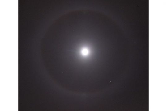 Un halo lunaire