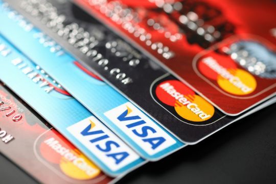 Des cartes de paiement différentes