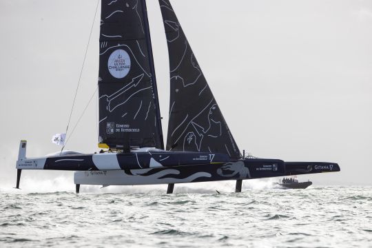 Le Maxi Edmond de Rothschild remporte les runs des 24H Ultim © Alexis Courcoux