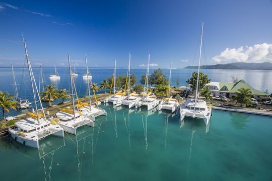 La base de Tahiti Yacht Charter © J.Tor