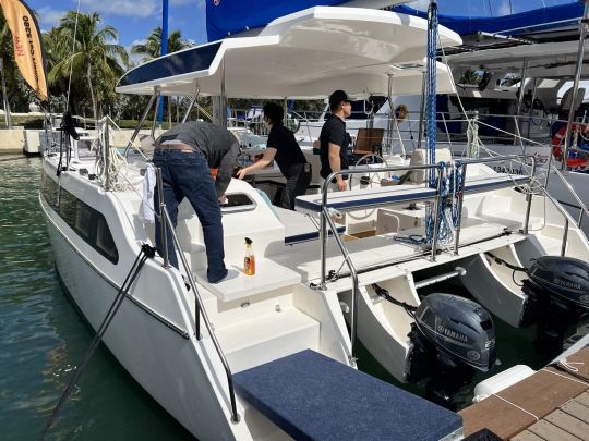 From South Korea, the Smart Cat S 280 Open offers three cabins