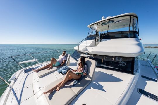 The two solariums at the front of the boat are very pleasant.