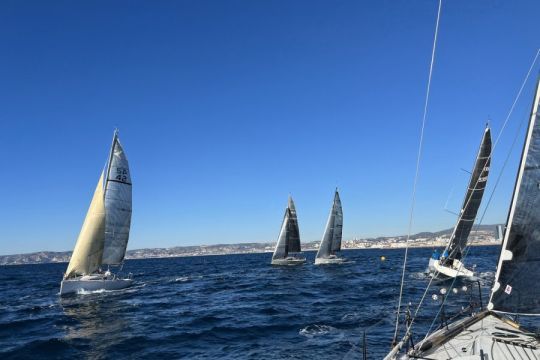  ©massilia sailing academy