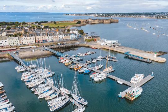 Port de Port-Louis.