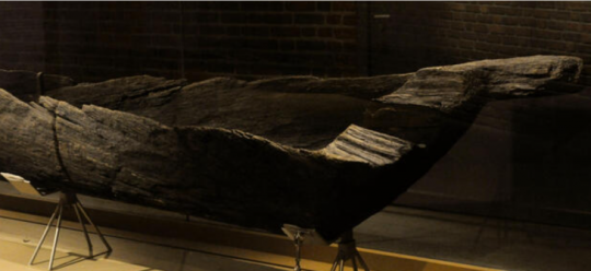 Pirogue datant de 2200 ans avant J-C. Norwegian Maritime Museum, Oslo, Norvège