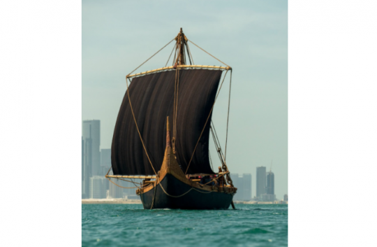 Magan pendant les essais en mer au large d'Abu Dhabi © Emily Harris, Zayed National Museum