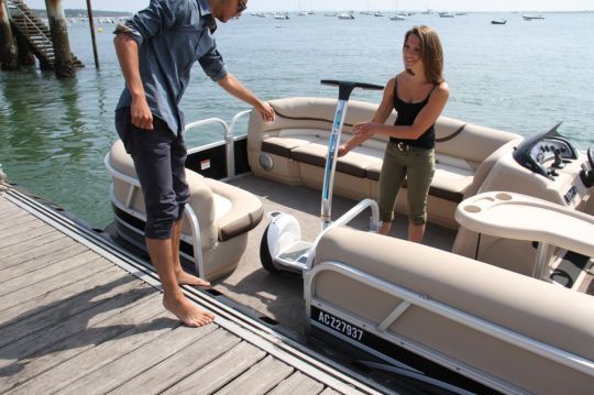 The pontoon boat provides easy access on board