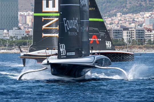 ©Ian Roman / America's Cup