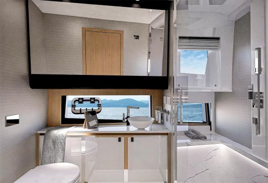 Une salle de bain est aménagé en standard sur le Fjord 490