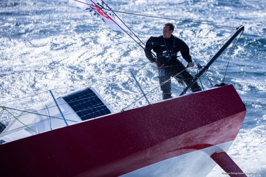 Conrad Colman sur l'IMOCA MS Amlin © Thomas Deregnieaux / Qaptur