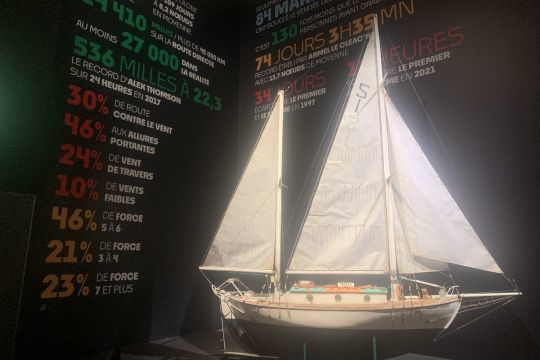 On démarre l'exposition par lé découverte des pionniers du tour du monde