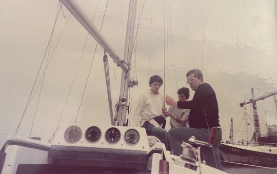 Jean-Charles et ses deux fils. Tout aussi passionnés que lui aujourd'hui.