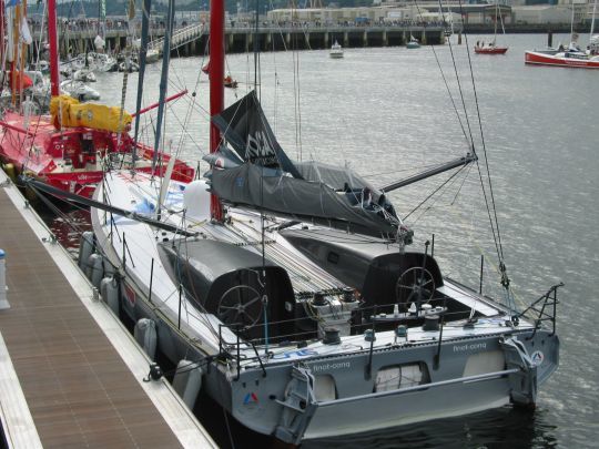 L'IMOCA DCNS à Brest en 2008 © Philippe Chagniot 