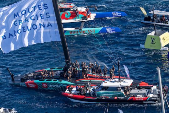 ©Ian Roman / America's Cup