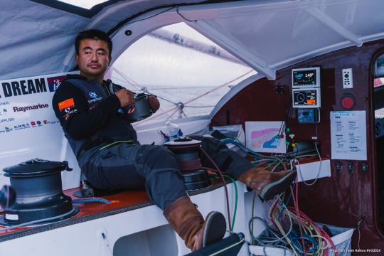 Le skipper Xu Jingkun espère être le premier marin chinois à boucler un tour du monde en solitaire © Singchain Team Haikou