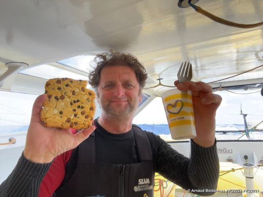 La pause goûter pour Arnaud Boissière sur la Mie Calîne © Arnaud Boissières