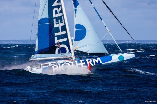 L'IMOCA Biotherm, sistership amélioré d'Apivia et LinkedOut © 	Qaptur