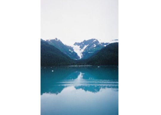 Vue du glacier Columbia depuis la baie de Prince William Sound