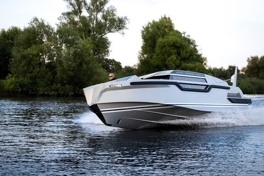 Yachtwerft Meyer offers a futuristic interpretation of the Commuter boat
