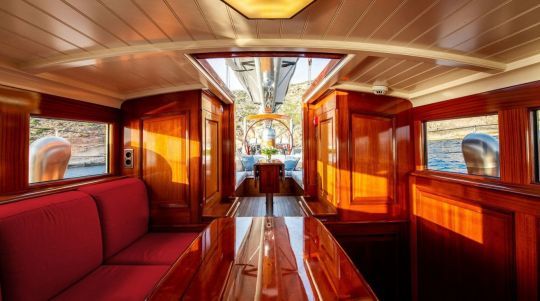 &copy;Bernard Gallay Yacht Brokerage