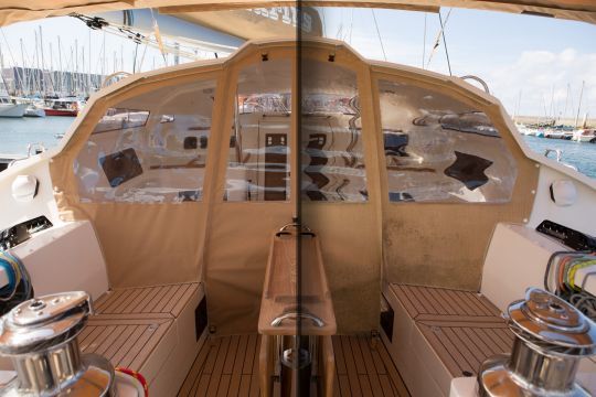 Avant/apr&egrave;s du changement de b&acirc;che