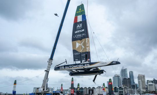 &copy;SailGP
