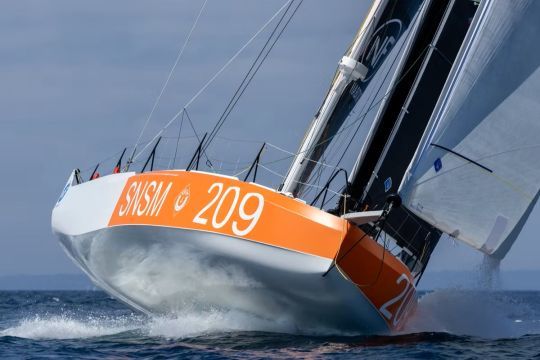 Corentin Douguet sur son class40