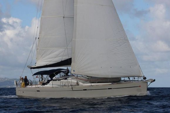 rm 1350 yacht review