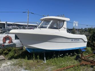 Quicksilver 580 Pilothouse