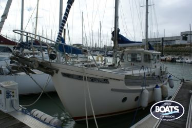 FISHER 30 KETCH (FIFTY)