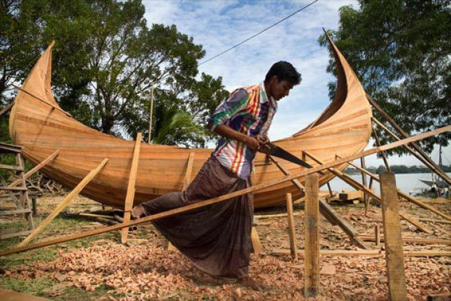 Le Bateau Lune ou la reconstruction d'un bateau traditionnel du Bangladeh