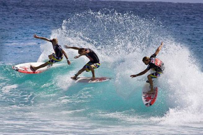 La marque de surfwear Quiksilver sous la vague