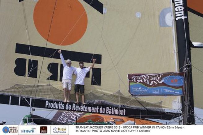Vincent Riou et Sbastien Col remporte la victoire sur l'Imoca PRB