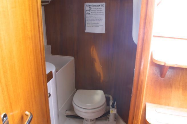 WC marin : Guide pour le choisir et l'installer -  - Dingue  d'eau, comme vous !