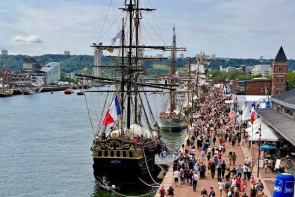 Les grands voiliers de l Armada de Rouen en 15 photos