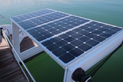Le choix de panneaux solaires rigides ou flexibles dpend avant tout de votre bateau et de l'espace disponible  bord