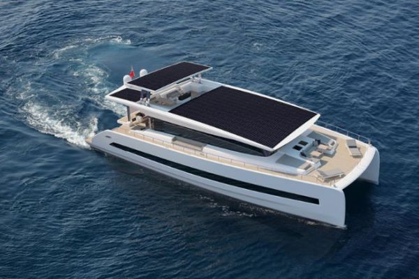 De combien de panneaux solaires avez-vous besoin pour votre bateau ?