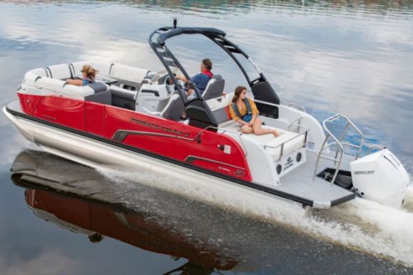 Le Pontoon Boat, un bateau qui n'a cess d'voluer depuis 70 ans