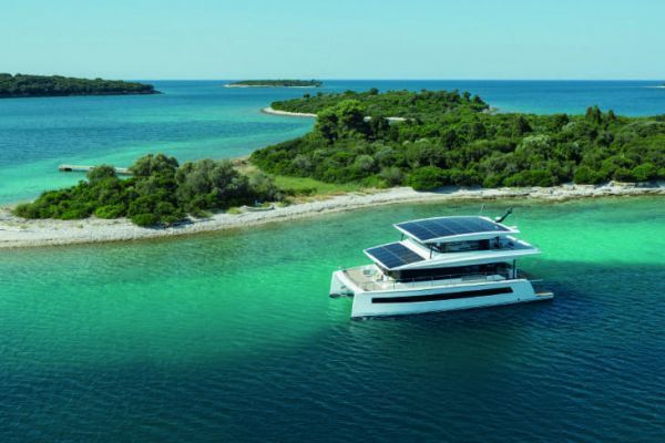 Silent Yachts 62 Trideck, une ambiance intrieure zen, confortable et silencieuse