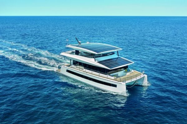 Silent Yachts 62 Trideck, une croisire en silence et dans le confort