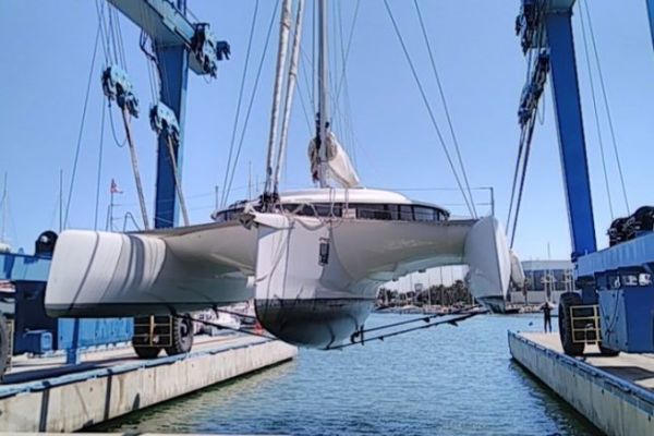 Azure Boat Services : l'entretien  complet pour les monocoques et multicoques