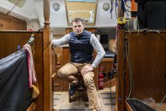 Damien Guillou dans la descente de son Rustler 36