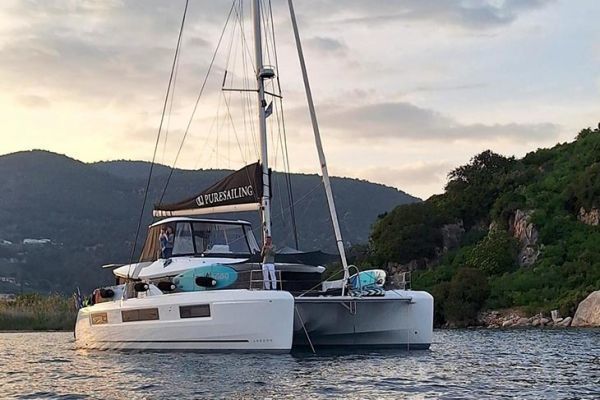 Location de catamaran avec skipper : combien �a co�te et comment choisir ?
