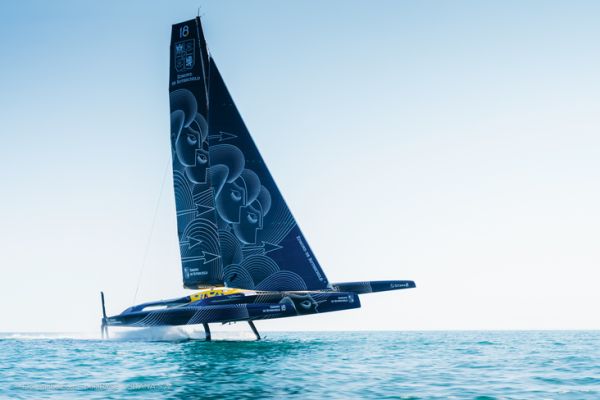 https://media.bateaux.com/src/images/news/articles/ima-image-51984.jpg